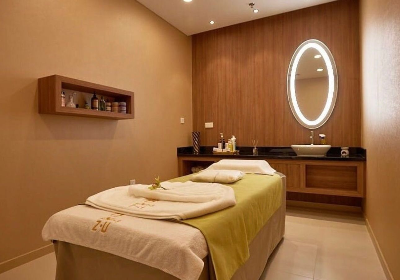 تطبيق رُواء بيوتي - أفضل سبا للسيدات لعام 2025 بخدمات عناية وتجميل فاخرة 