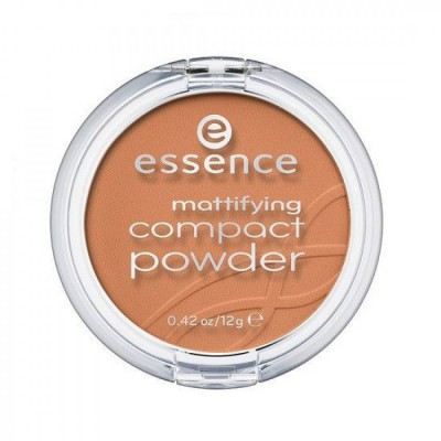 ايسنس - فاونديشن بودرة مضعوطة مات 50 كاراميل حقيقي