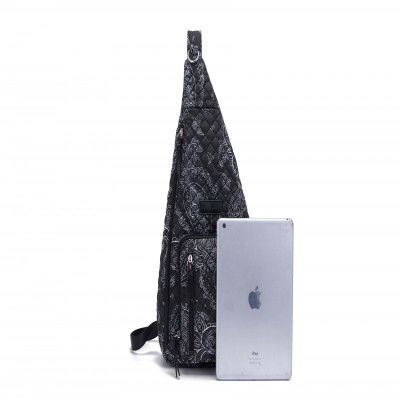 بوش بيزلي - شنطة صدر نسائية اسود